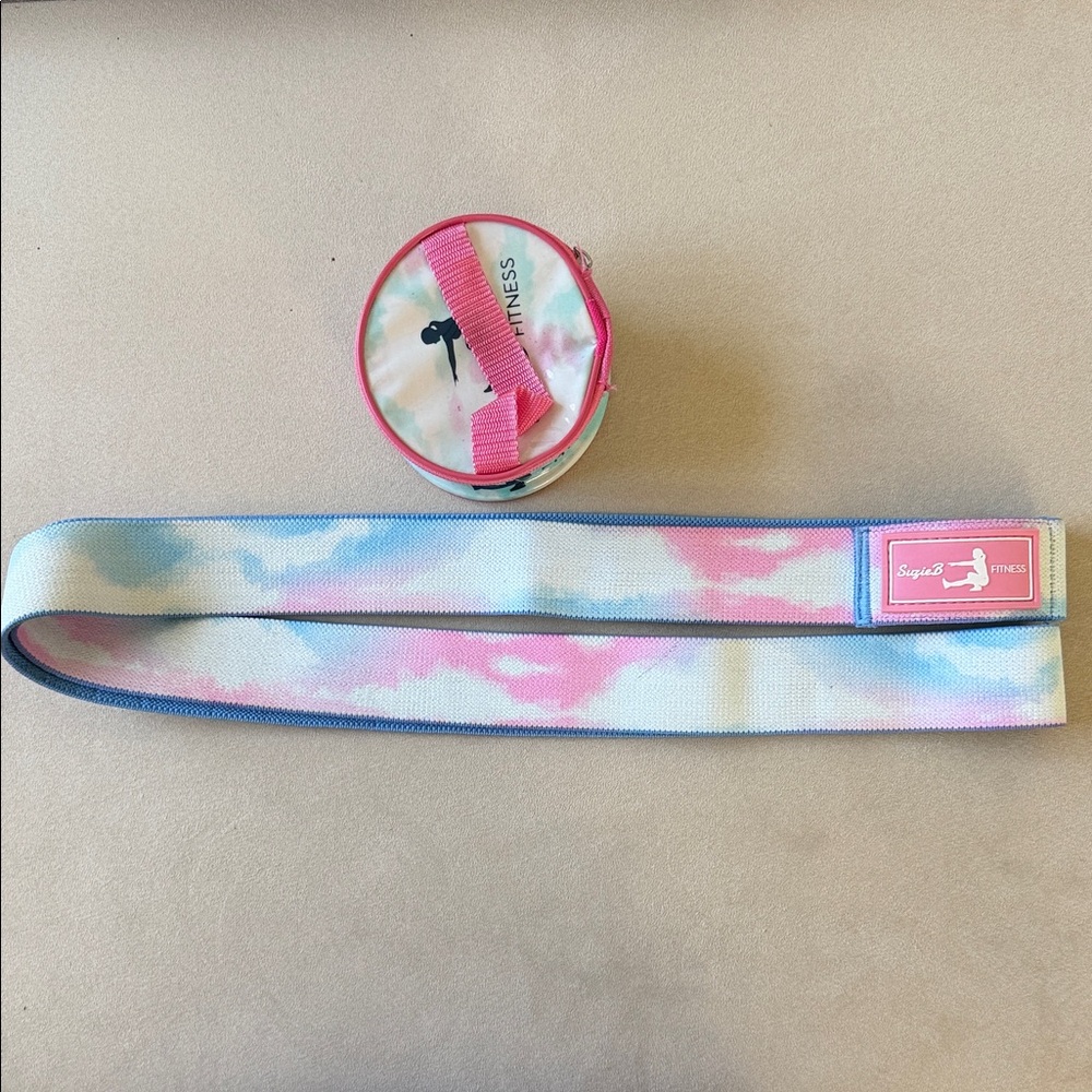 Colorful suzieB Fitness Band light medium